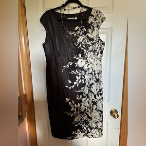 Black and White Eva Picone satin lined dress